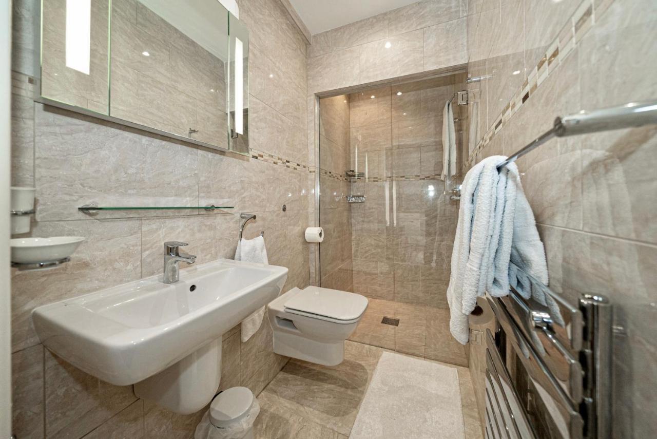 Serviced Apartments マックルズフィールド エクステリア 写真